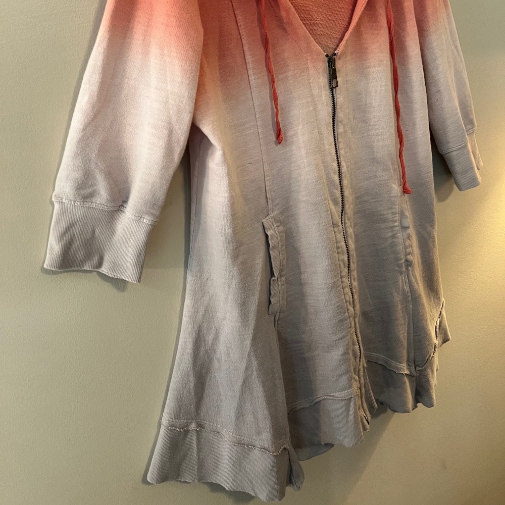 XCVI Women' s 3/4 Sleeve Hooded Zip Jacket Lightweight Gray/Orange Ombre--SZ Med - Picture 3 of 10
